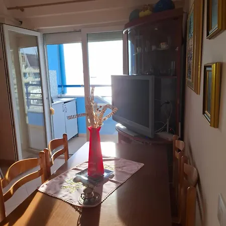 Nada Seaview Апартаменты *