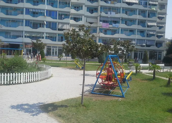 Nada Seaview Shëngjin